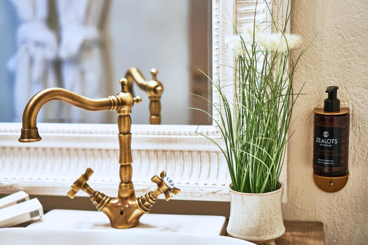 Aqua Mykonos Suites - Adults Only Tourlos Ngoại thất bức ảnh