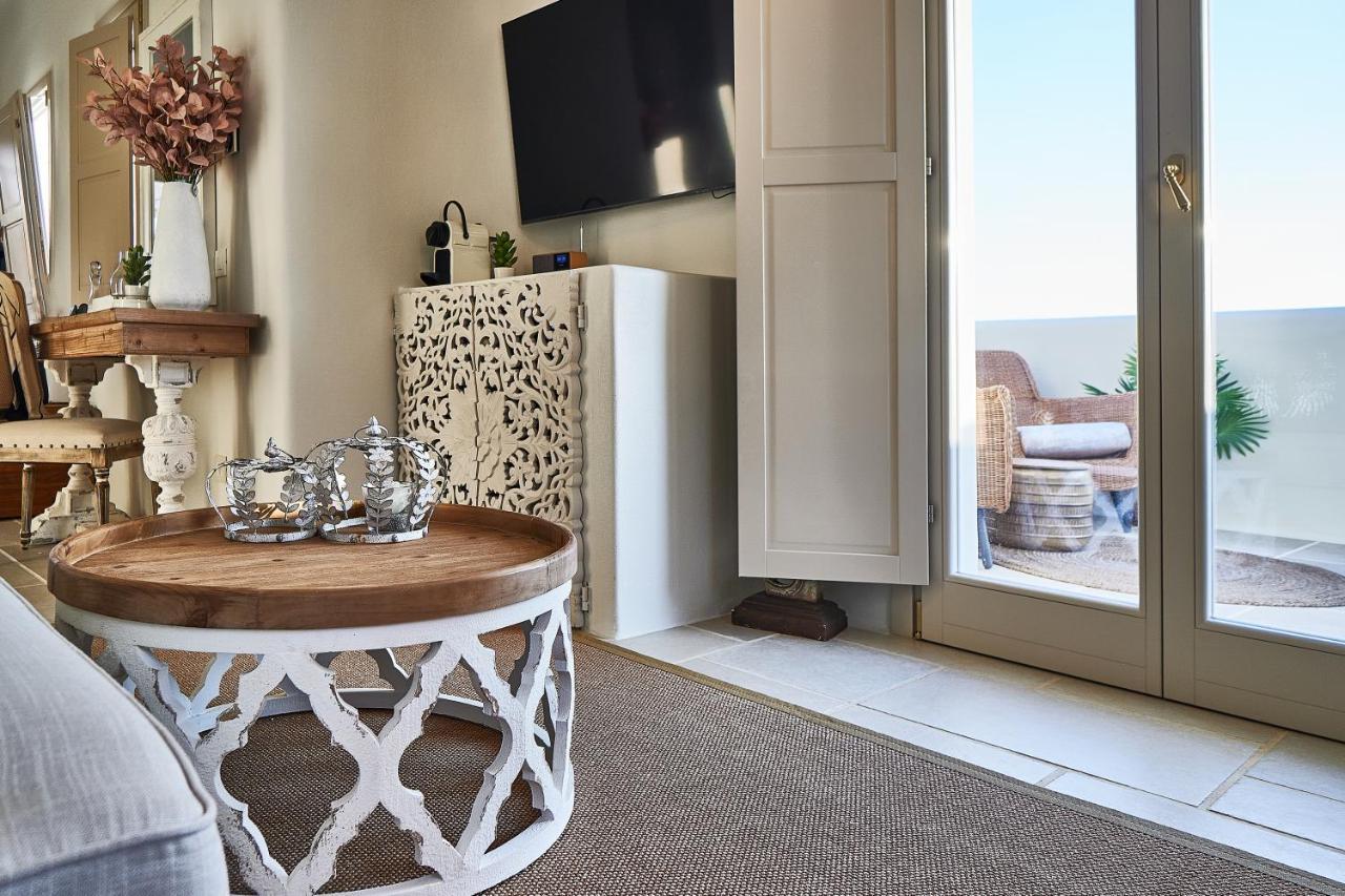 Aqua Mykonos Suites - Adults Only Tourlos Ngoại thất bức ảnh